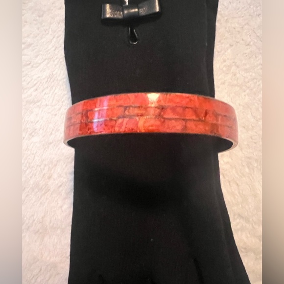 Rare Vintage Goldtone n Red Coral Bangle - Picture 2 of 7